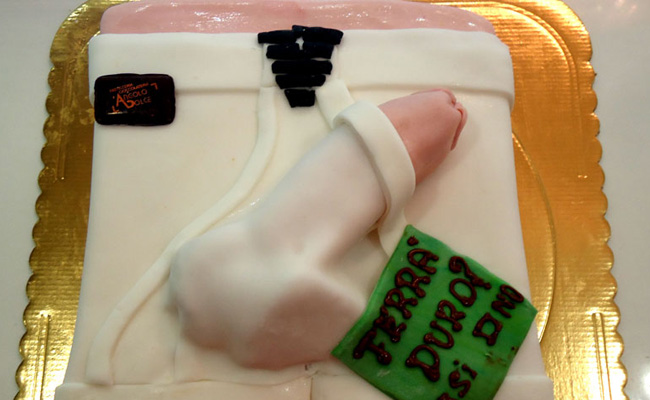 Torta addio al nubilato in stile americano